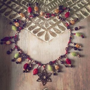 Star mandala necklace red, orange and green